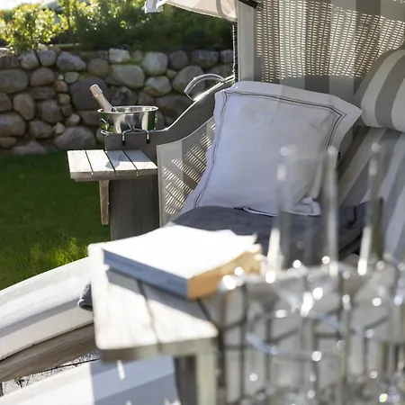 Reetdachhaus Seerose Hohenkirchen (Nordwestmecklenburg)