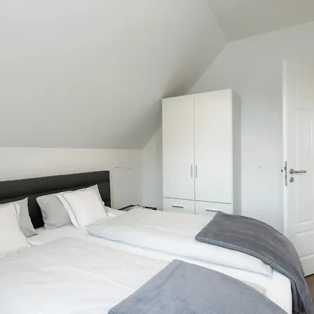 Holiday home Reetdachhaus Seerose